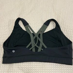 Lululemon Free to be Elevated Bra 14 Green